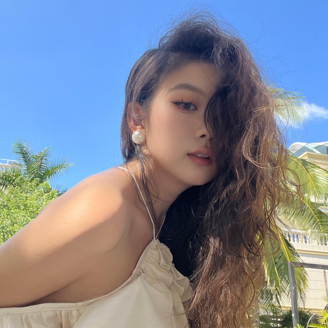 月月儿_Karan🙊