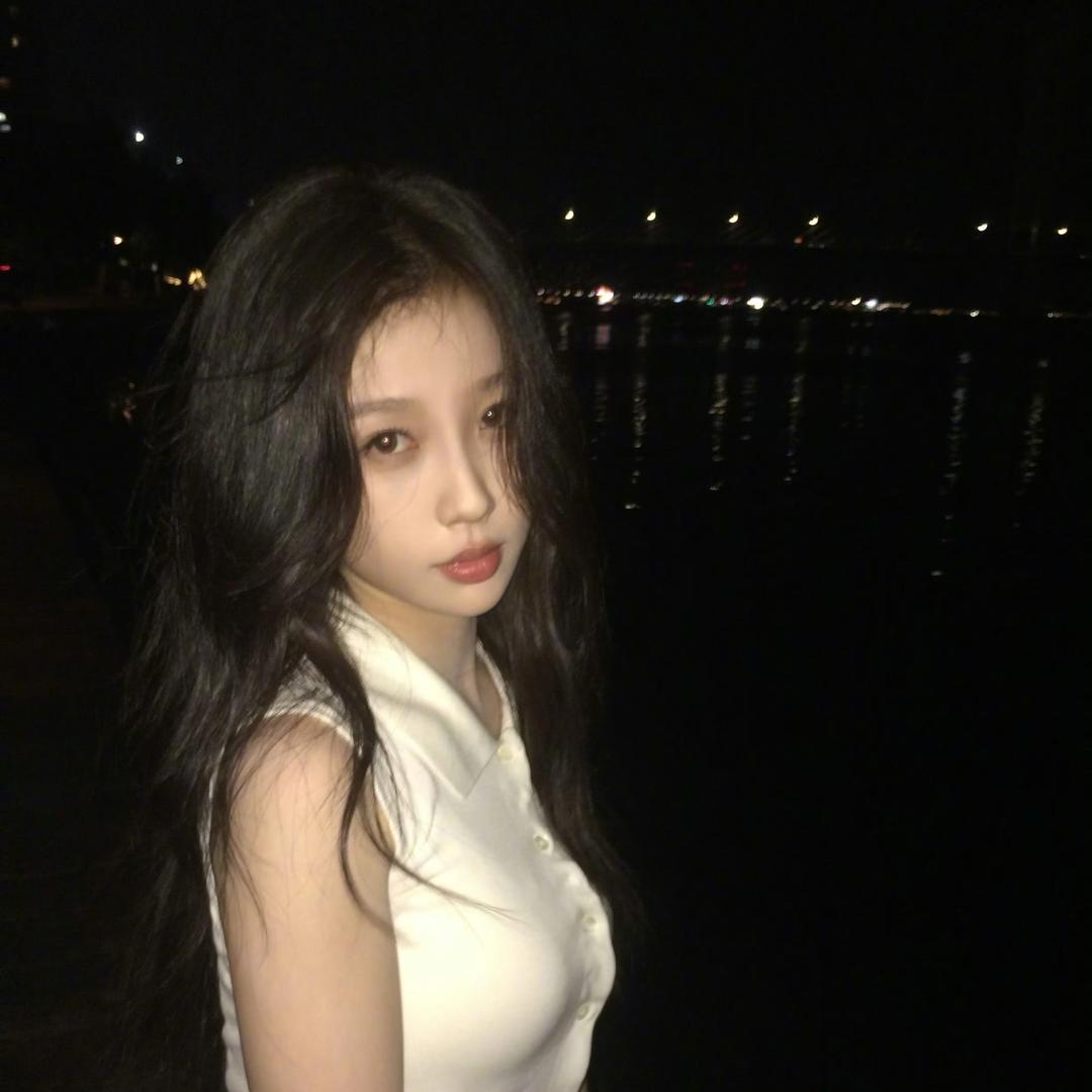 石榴味的小欣欣