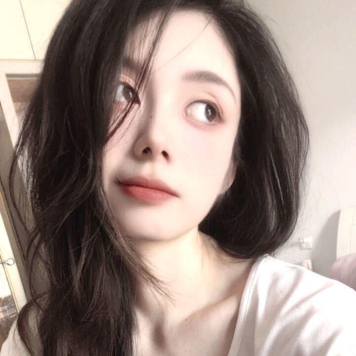 周周呀 😉