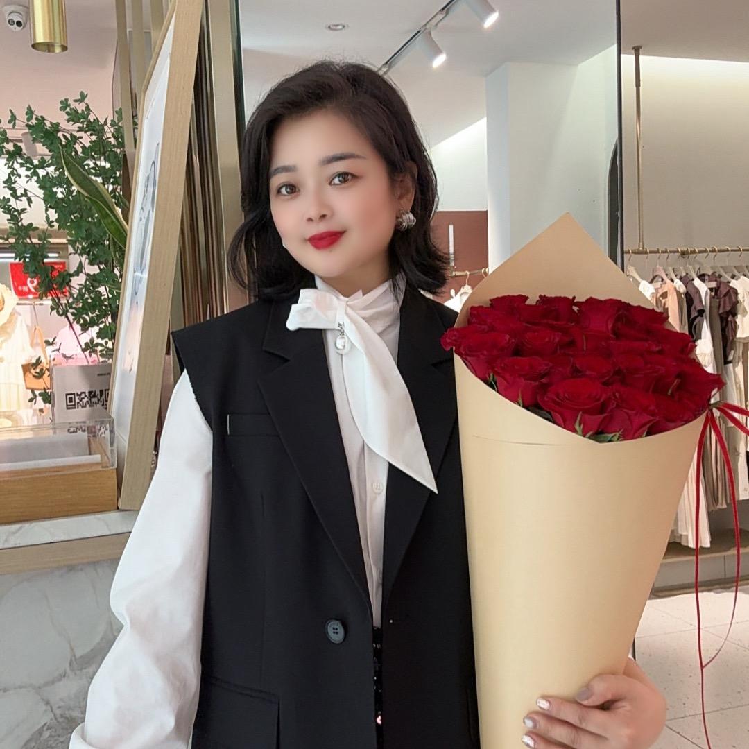 郧西蝶黛服饰-汪玲芳