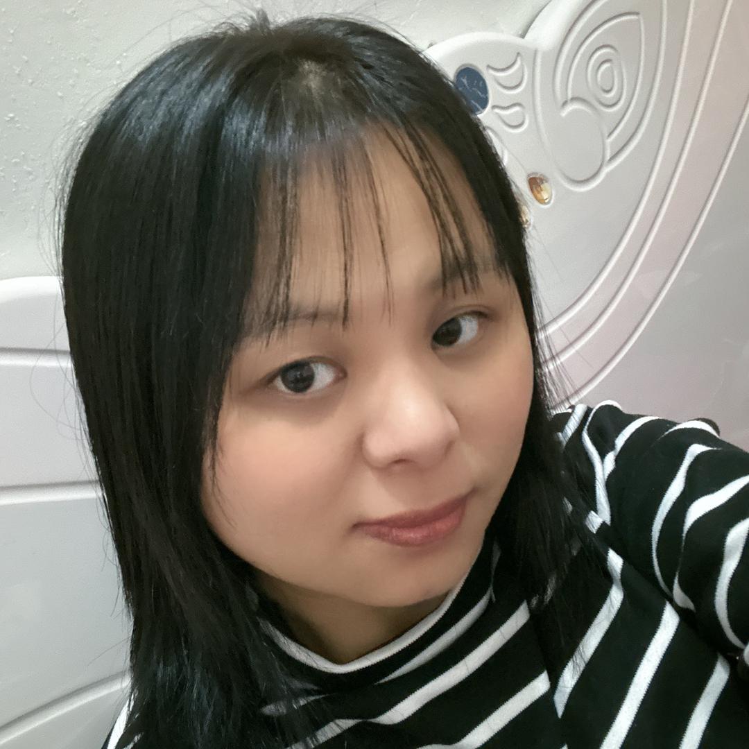 爱笑女孩