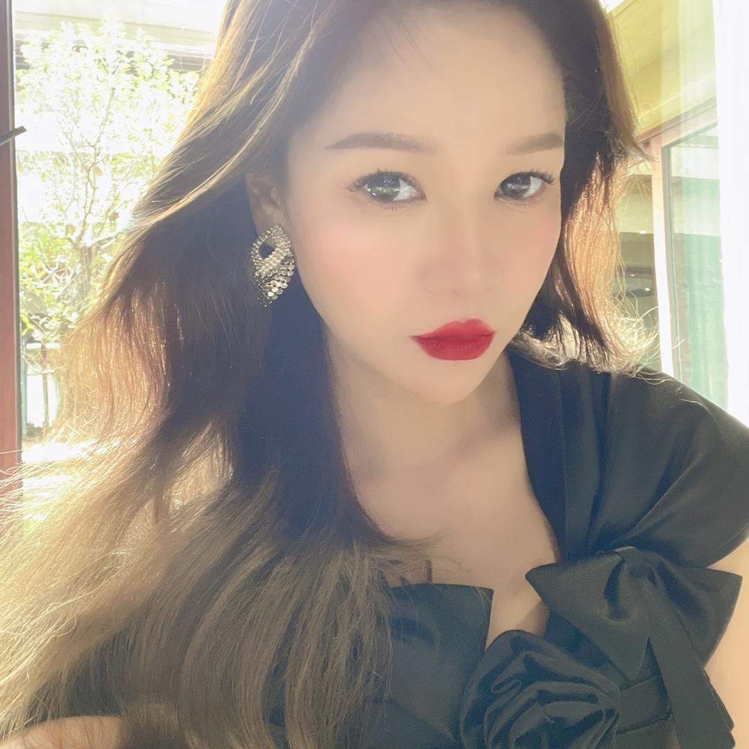 ∠※米🌹粒