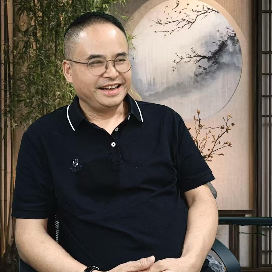大佬王（助你先生）