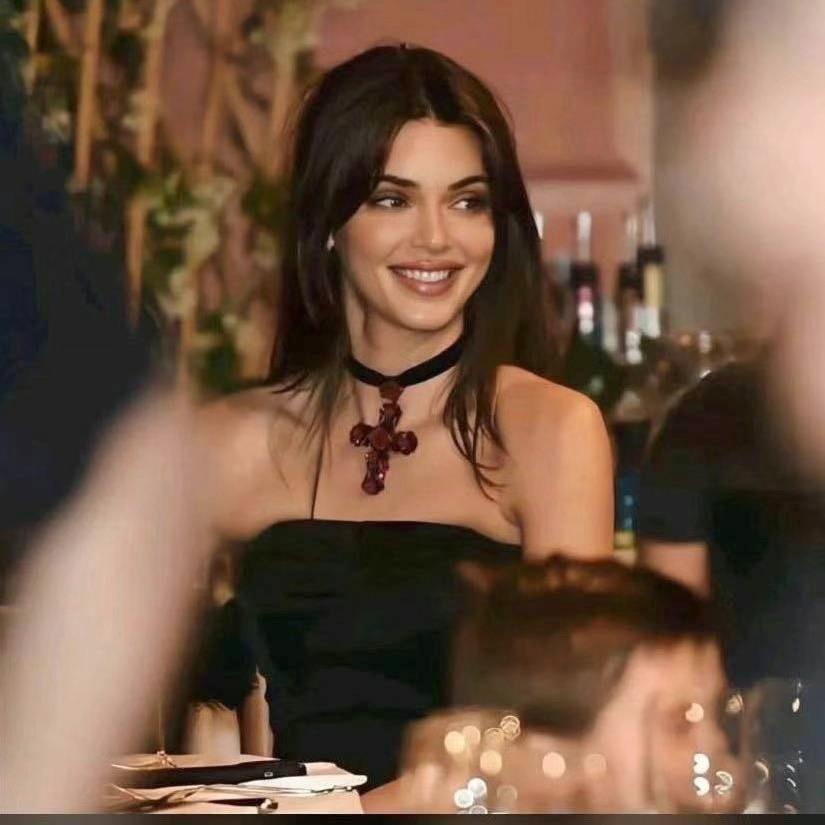 Ayzada