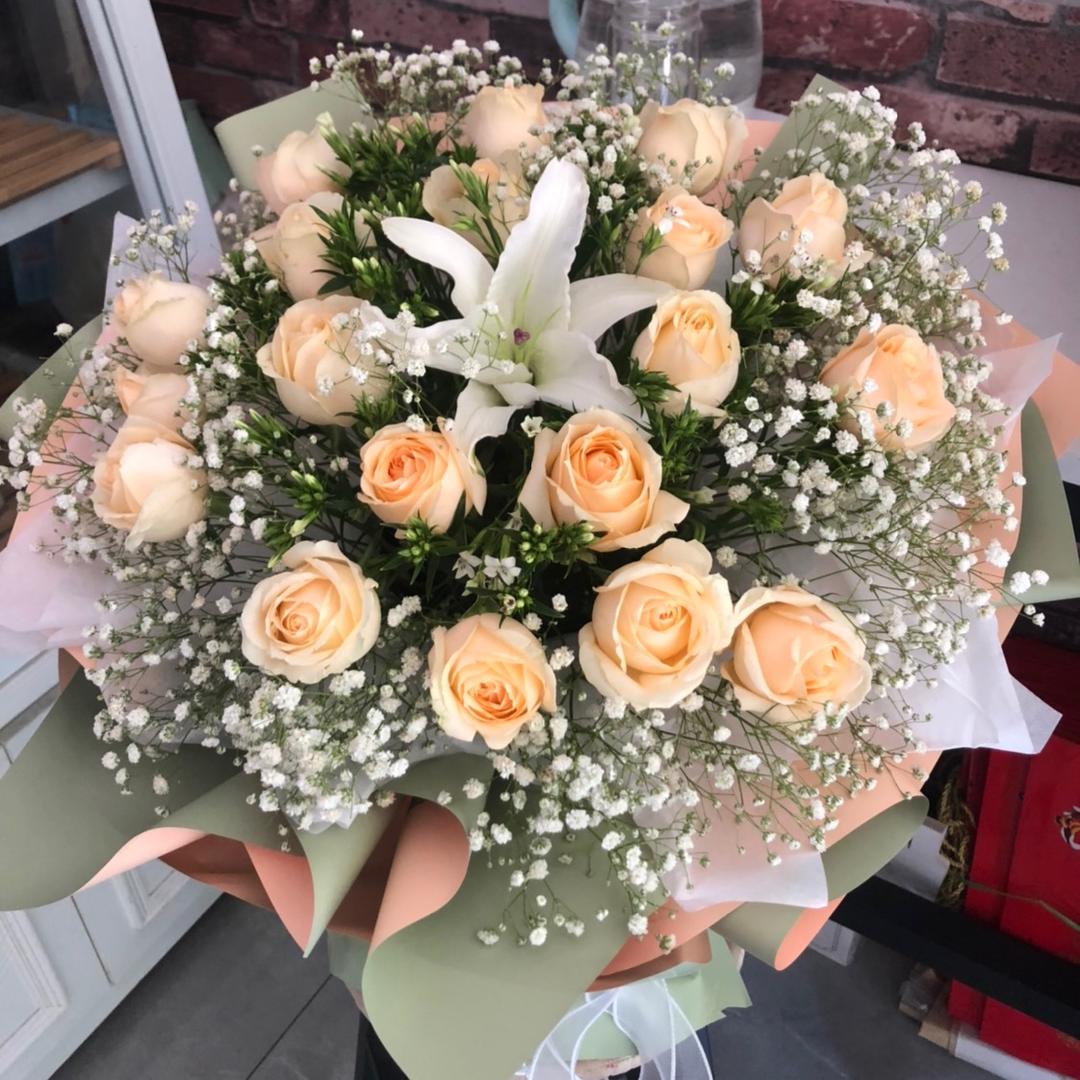 手插裤兜谁都不爱