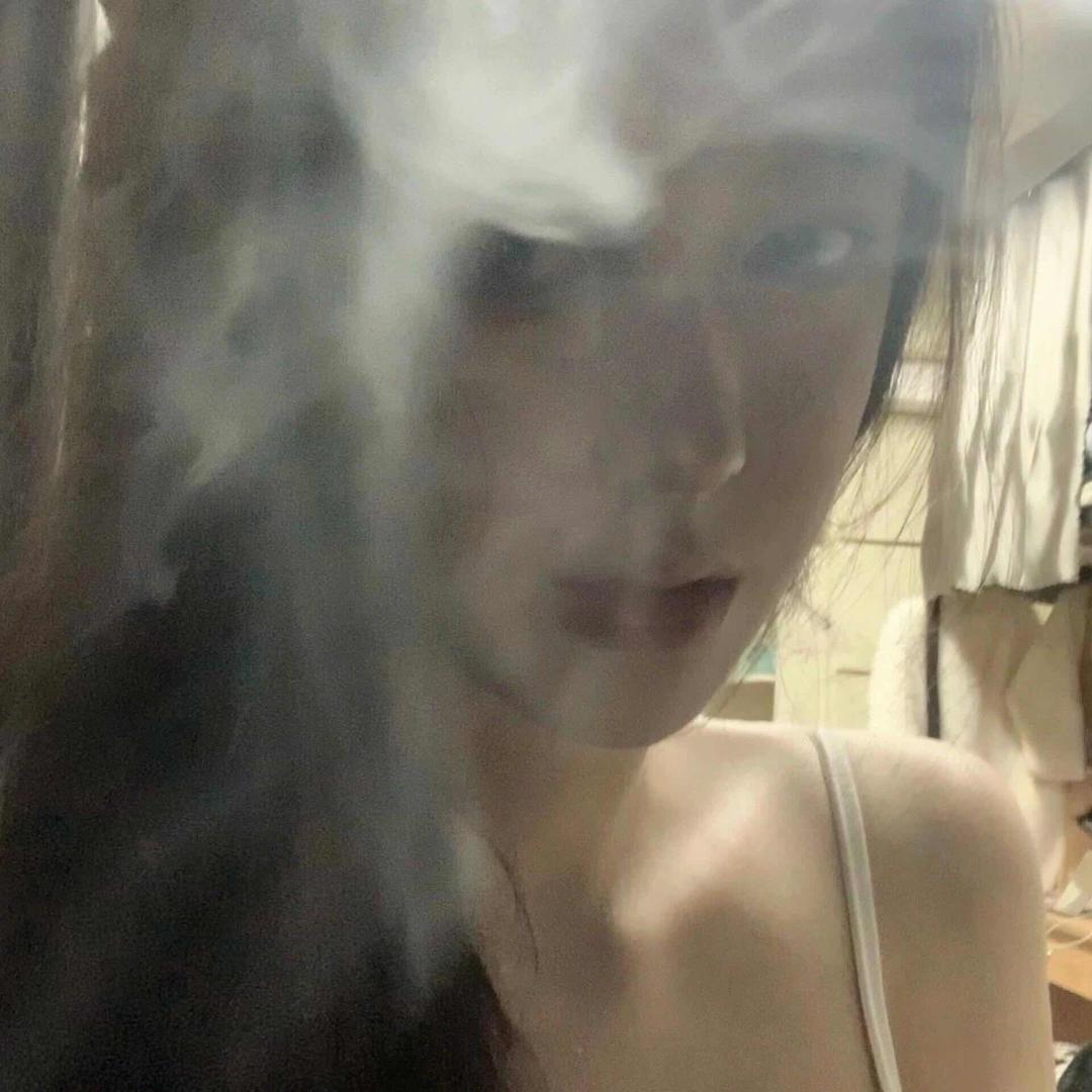 无需多妍