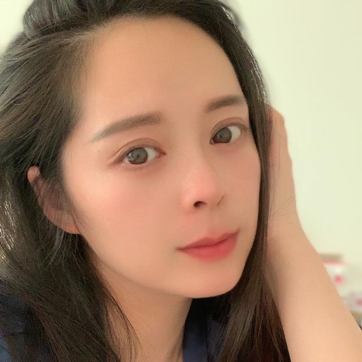 给洎巳⒈個霺笑🌈