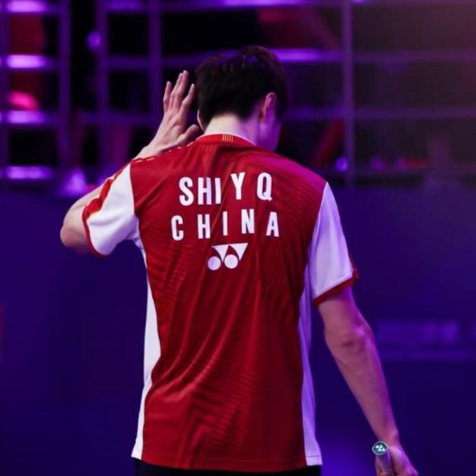 别打我反手好吗🏸