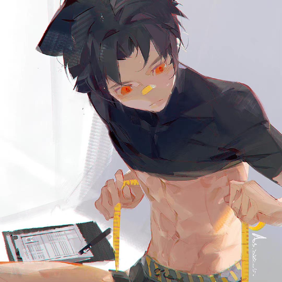 铠.