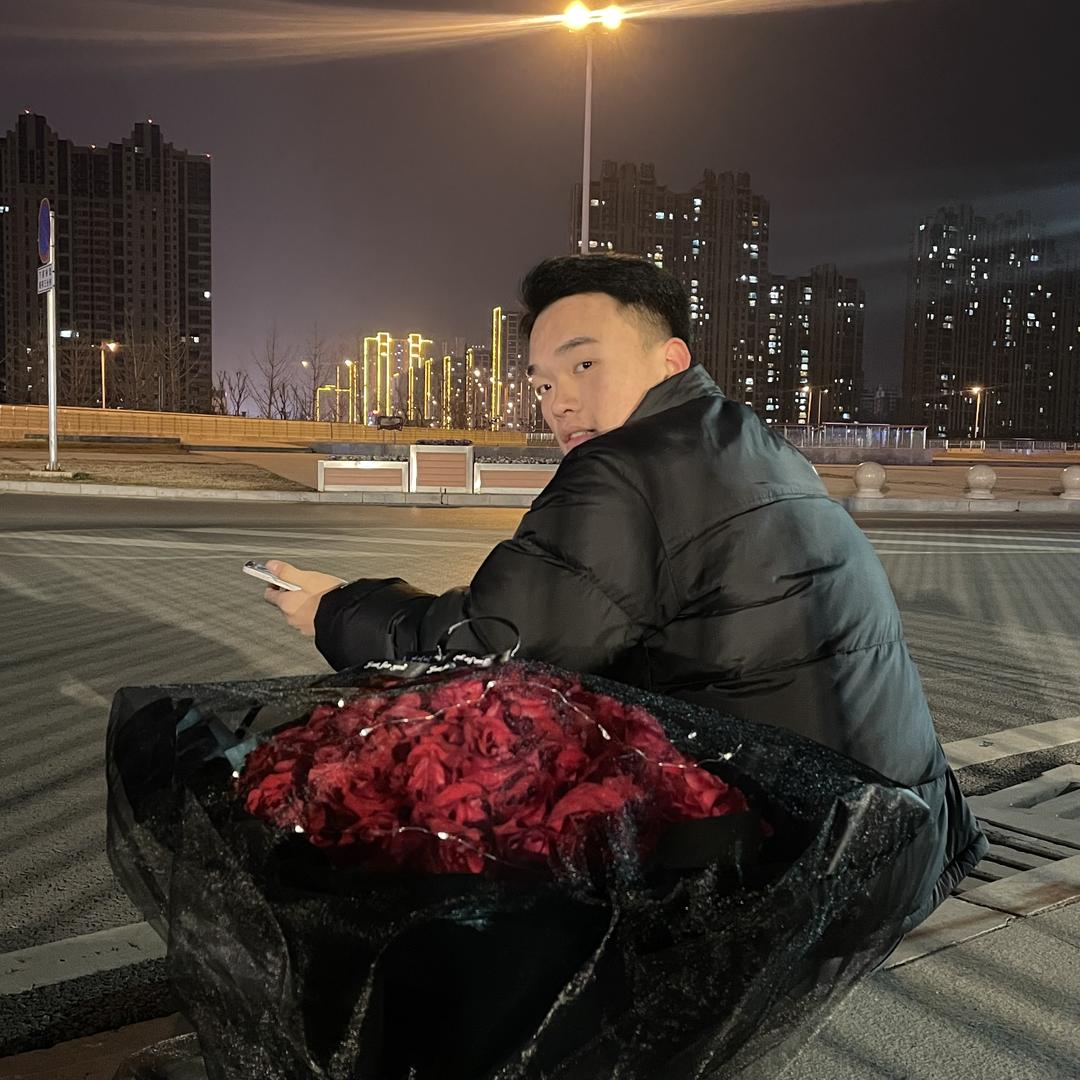 张世龙