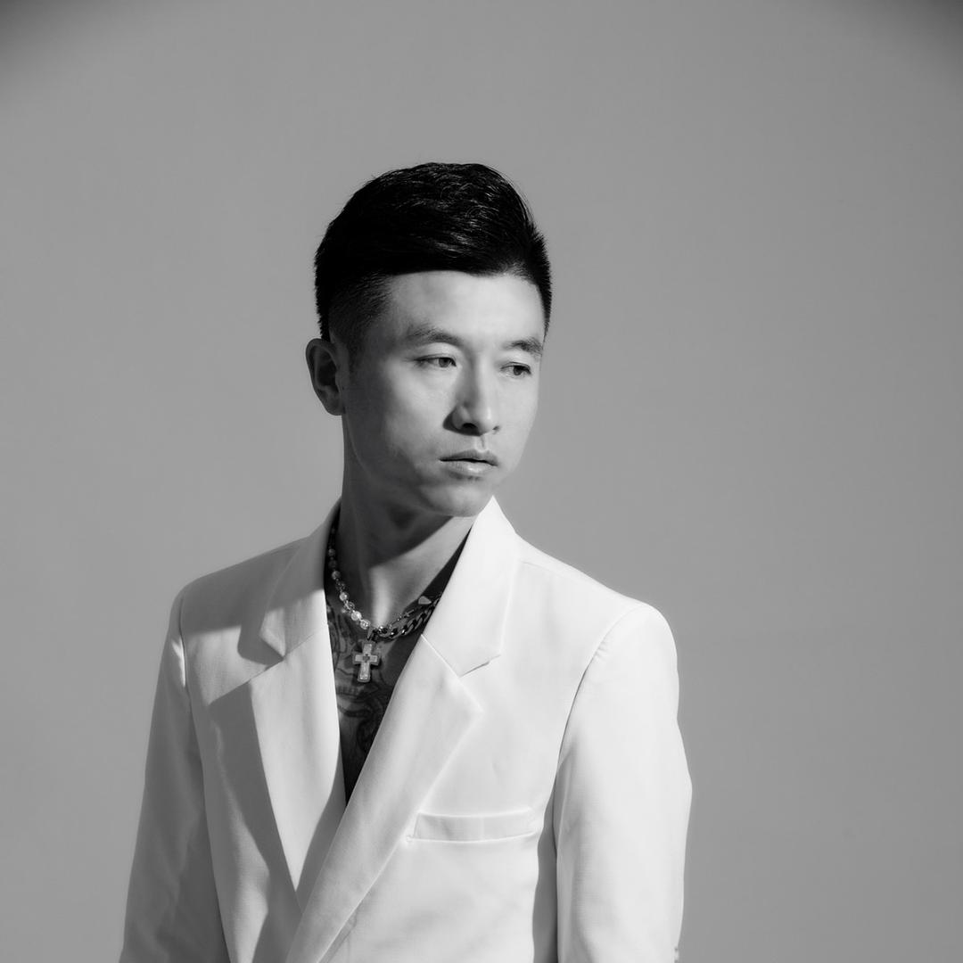 乌兰浩特市藤野造型（短发王子）