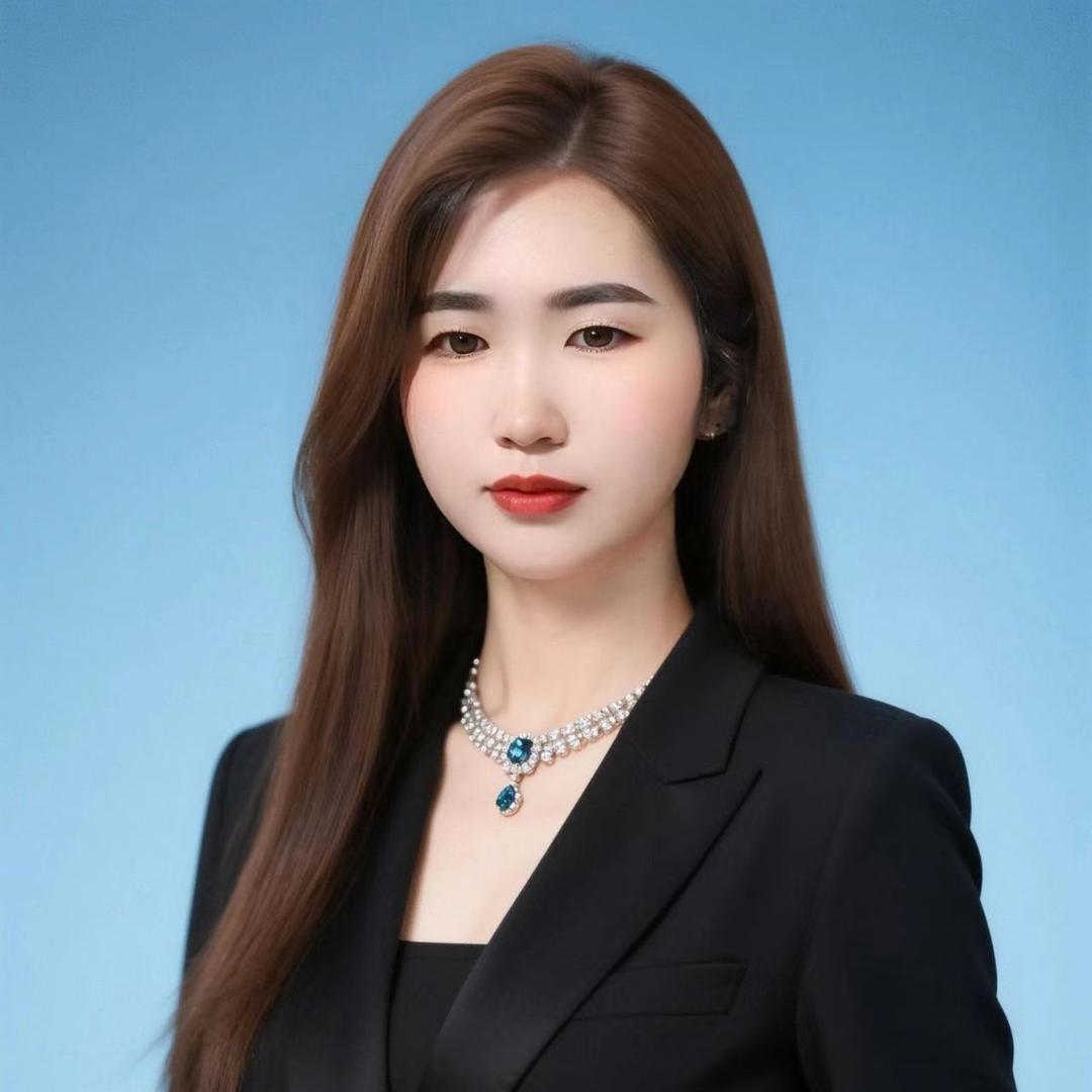 小何