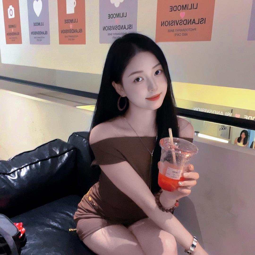 纯情小允儿.