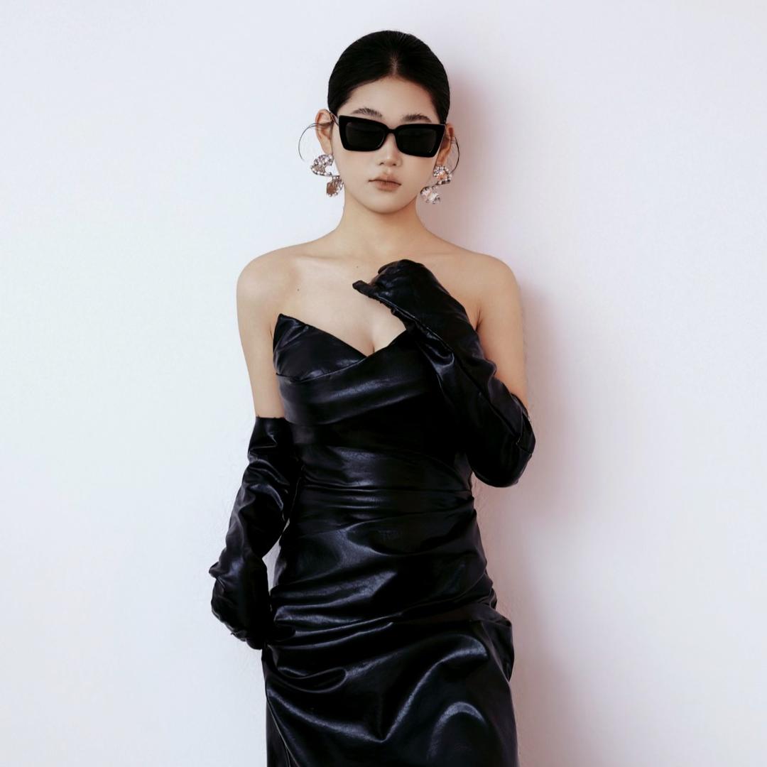 艾莱依家纺-陈紫棋