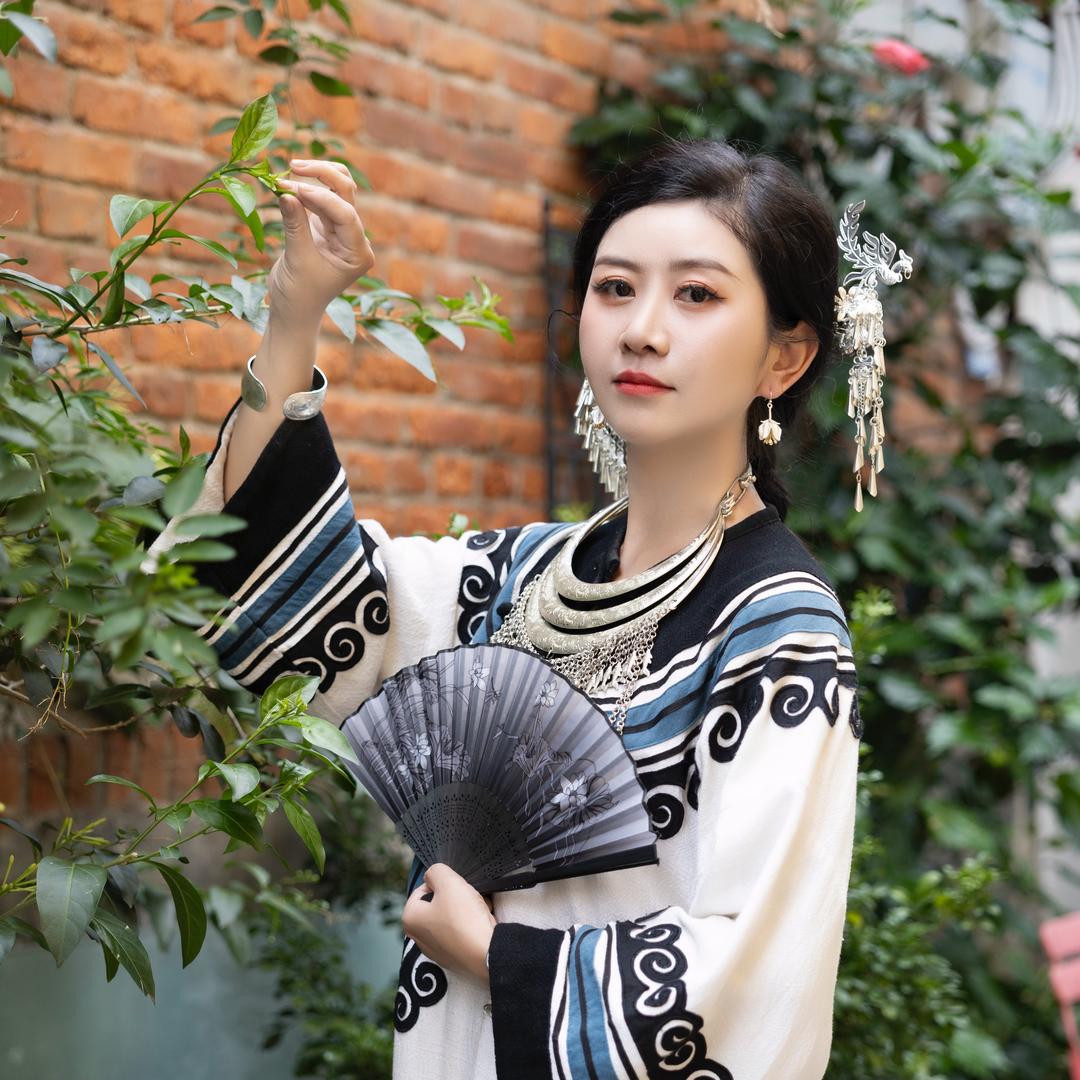 秦大悦专注草本调肤