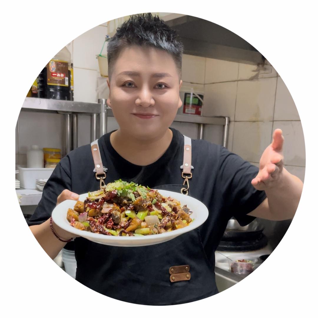 鑫小福家常菜（特色哨子面热卖中）