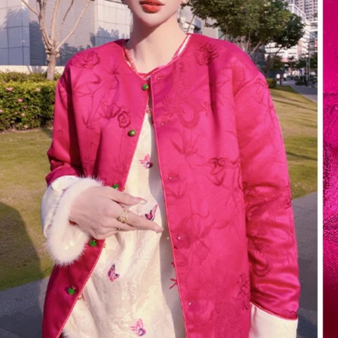 在南岳垟埠桥的轻奢女装店