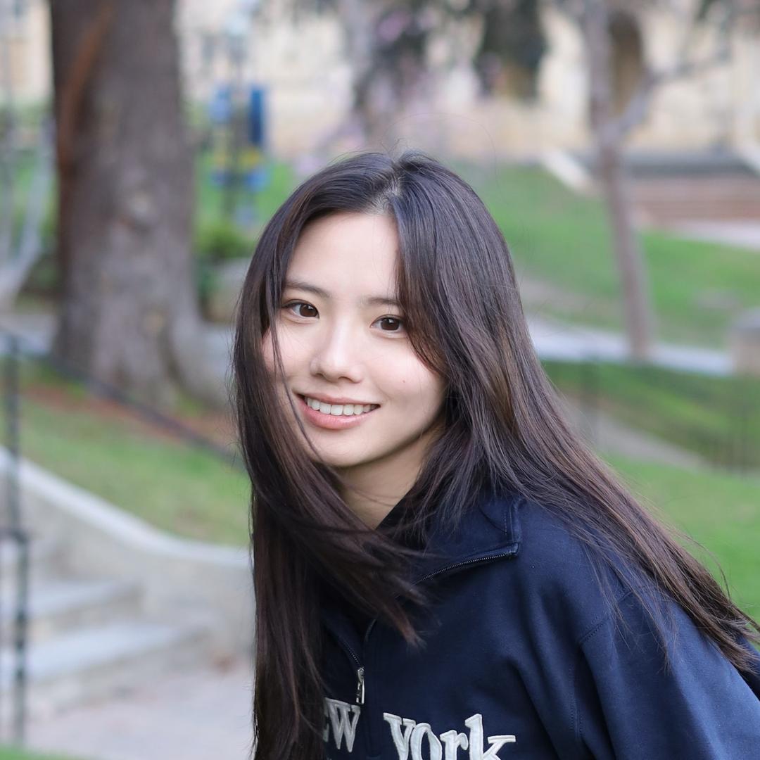 泉泉-