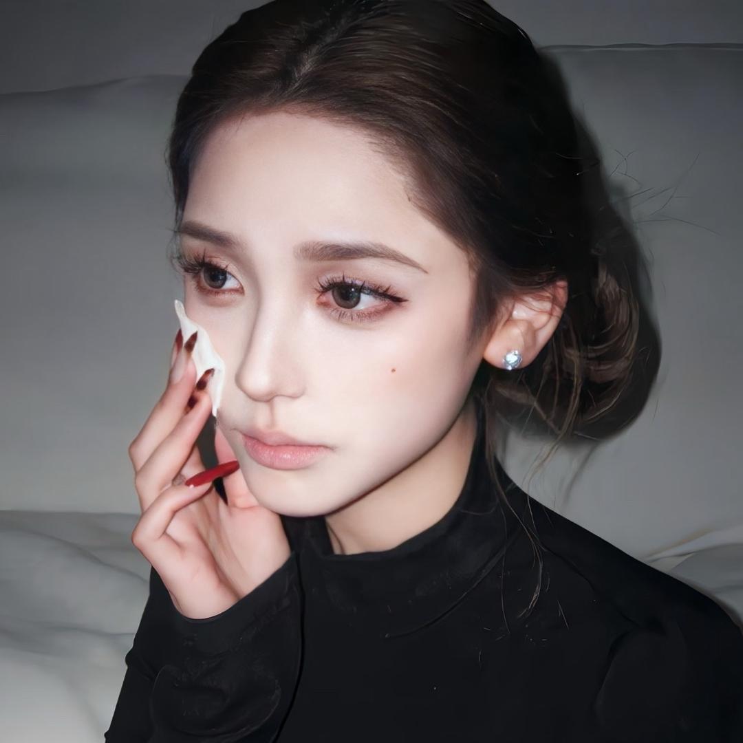 𝓯𝔂. CoCo