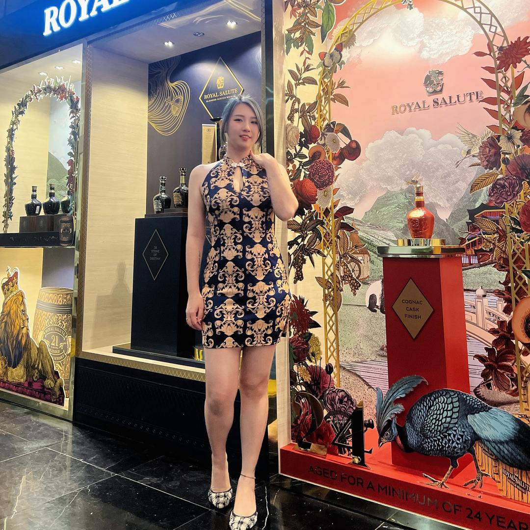 喵喵爱吃草莓🍓