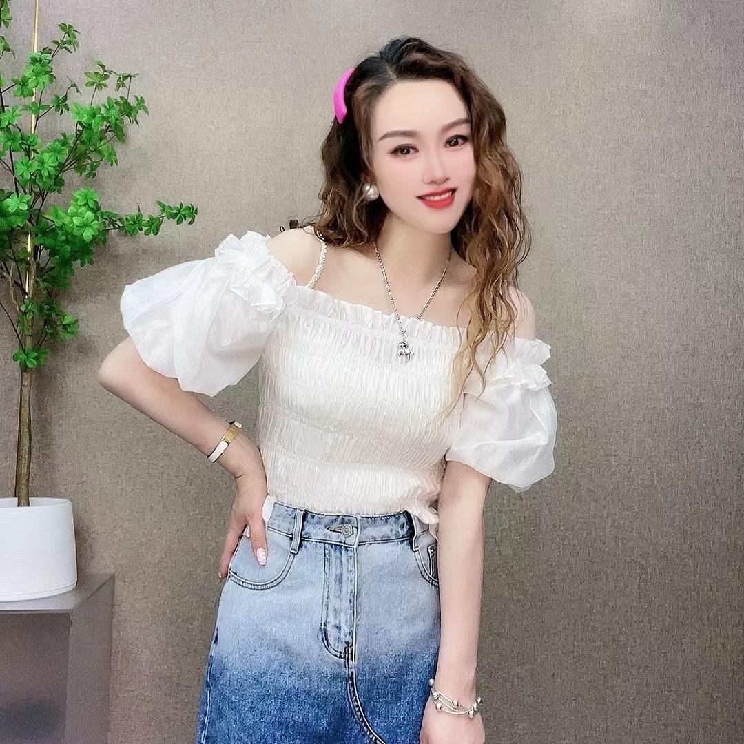 长沙艾安琪羽萱服饰