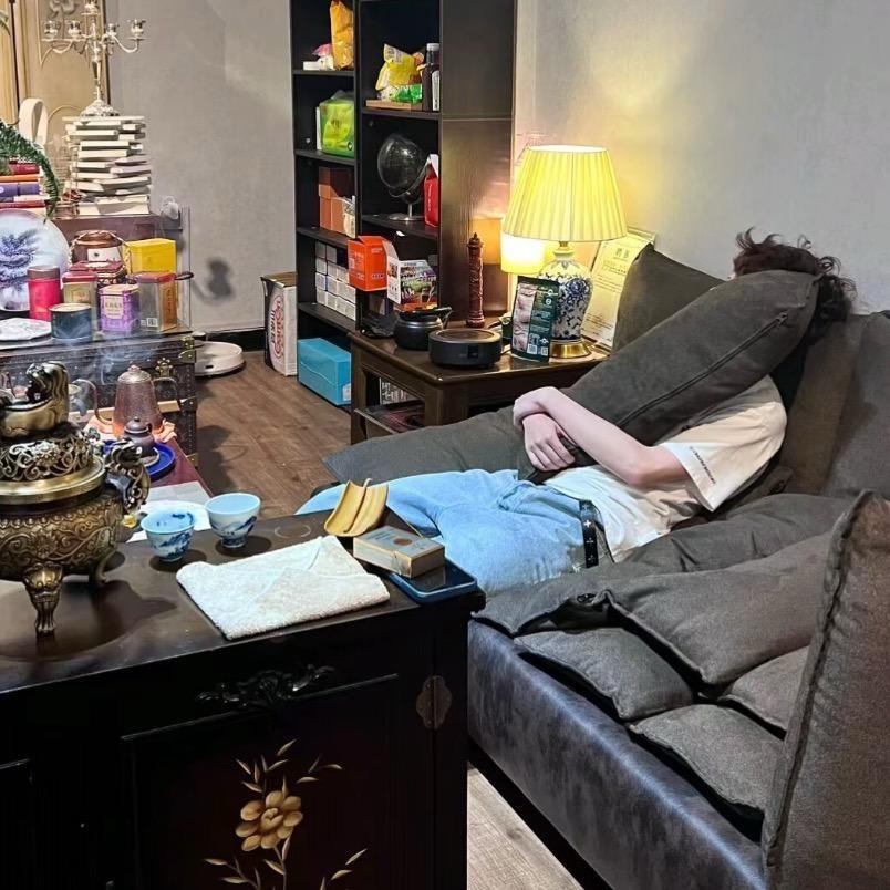 小困睡不醒.
