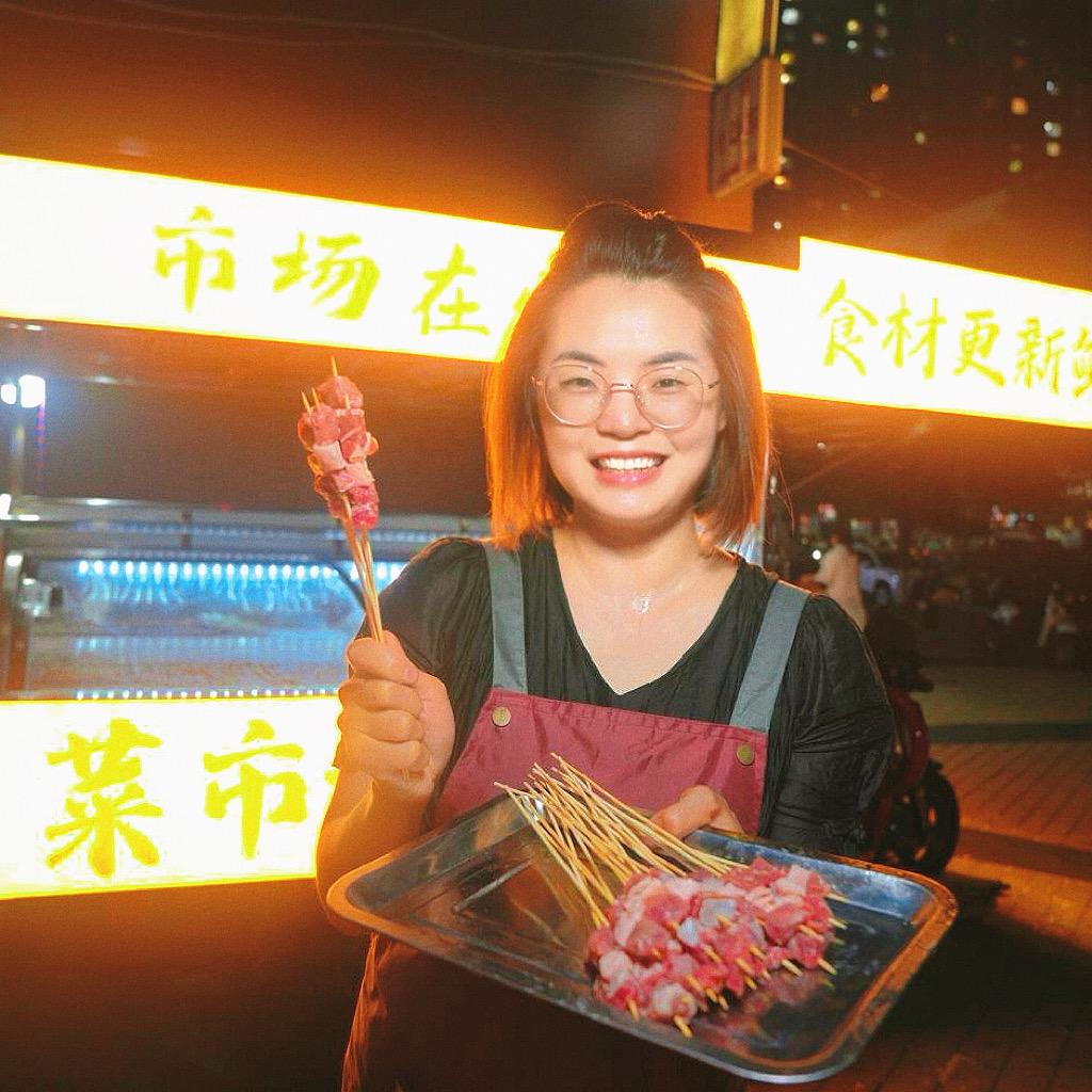 嘭嘭有个烧烤店