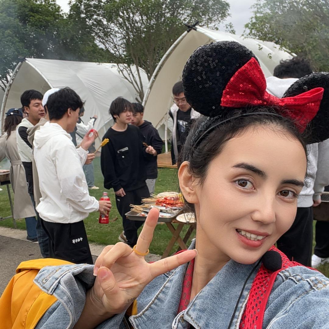 叶城县石榴风情园艾米娅