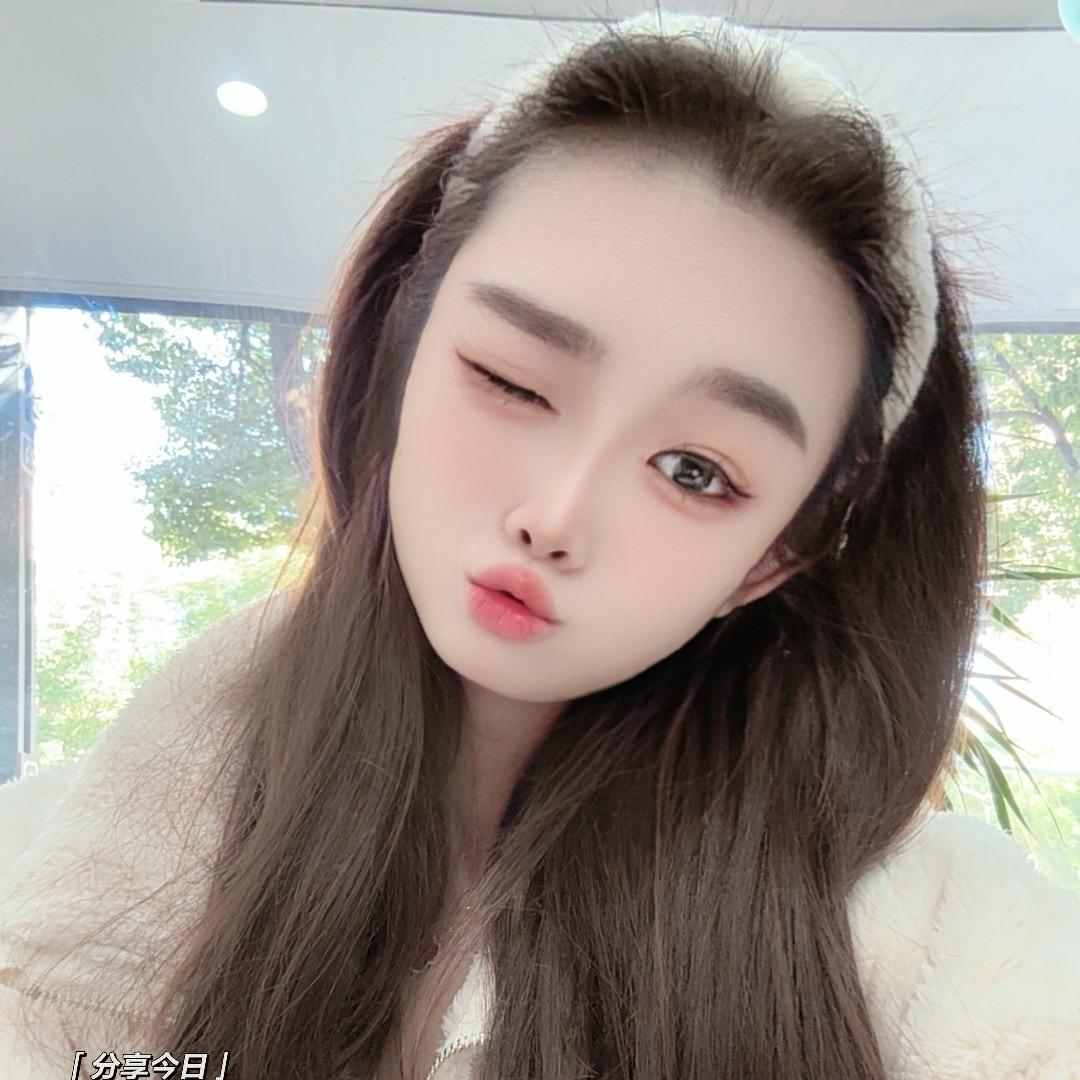 @请叫我二小姐💋