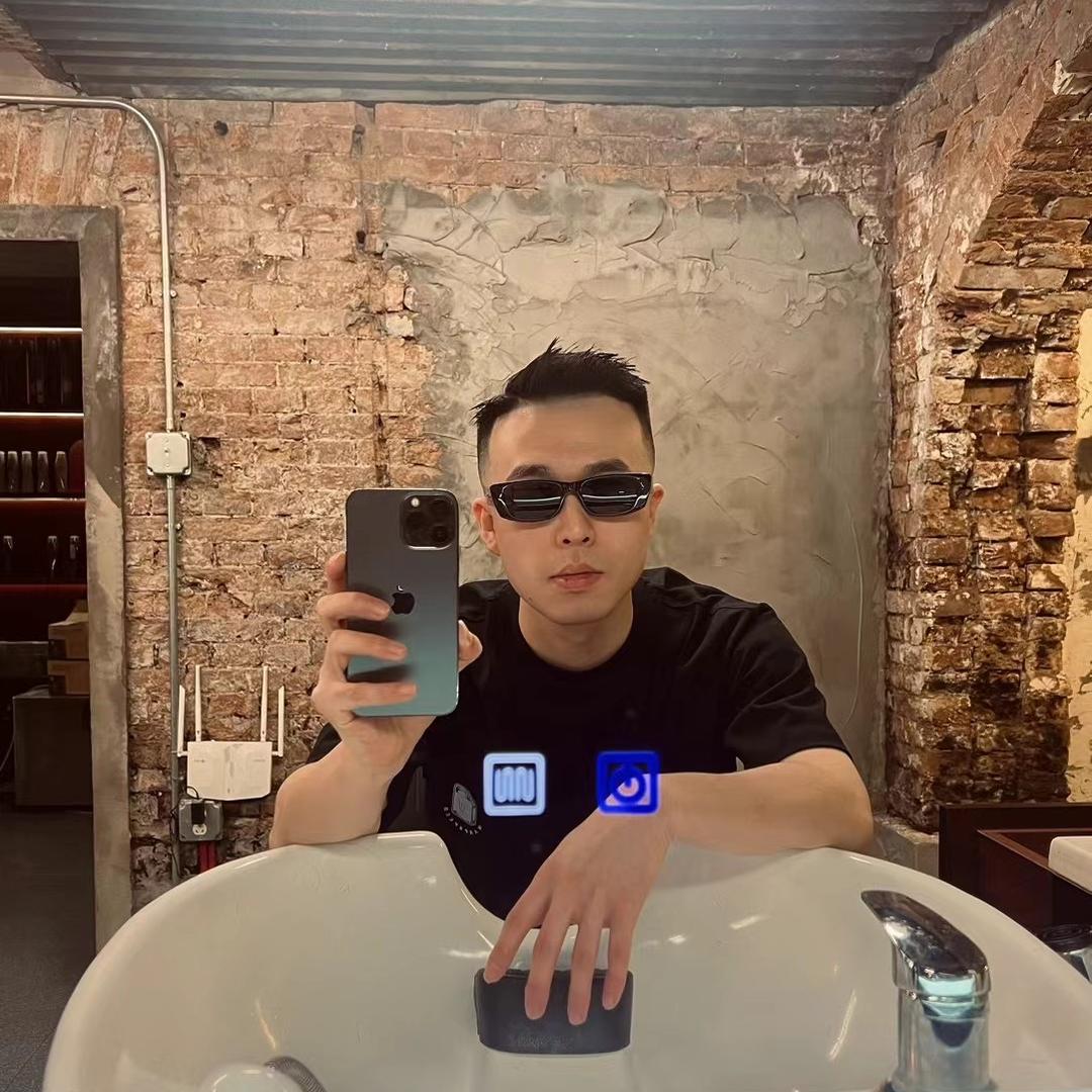 小武专注男士发型设计