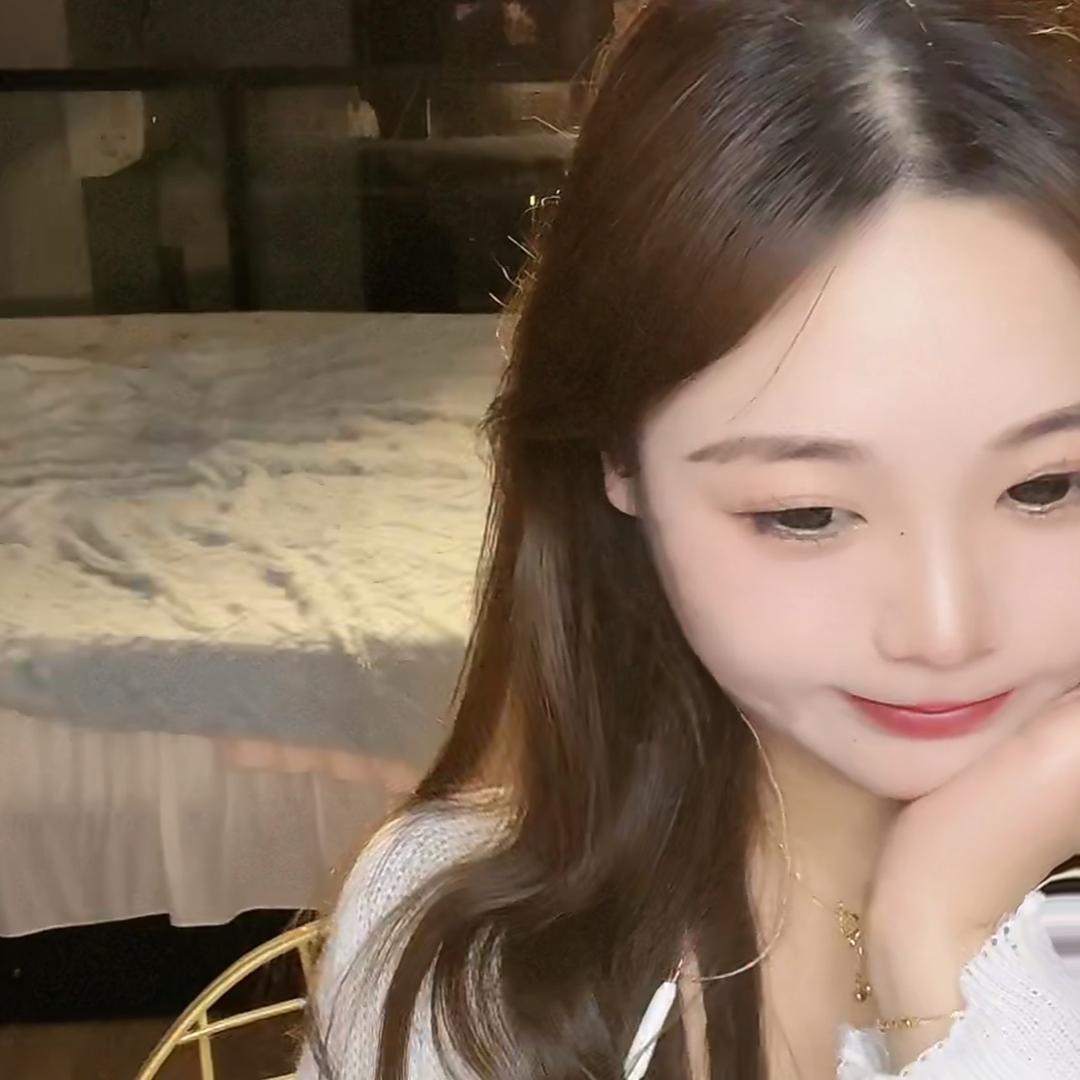 小肉瑶🧚‍♀️
