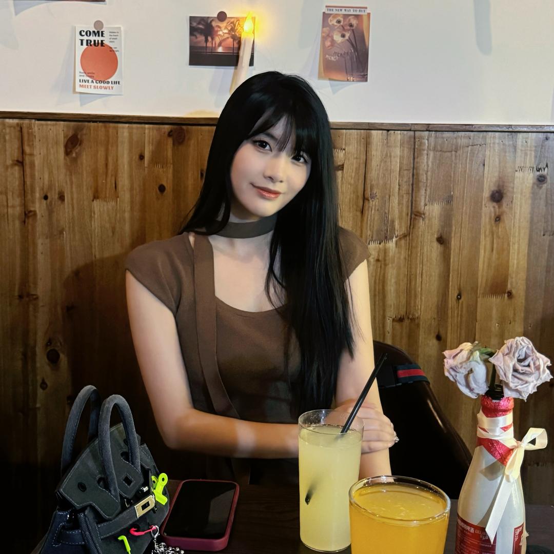 美女不6泪🐰