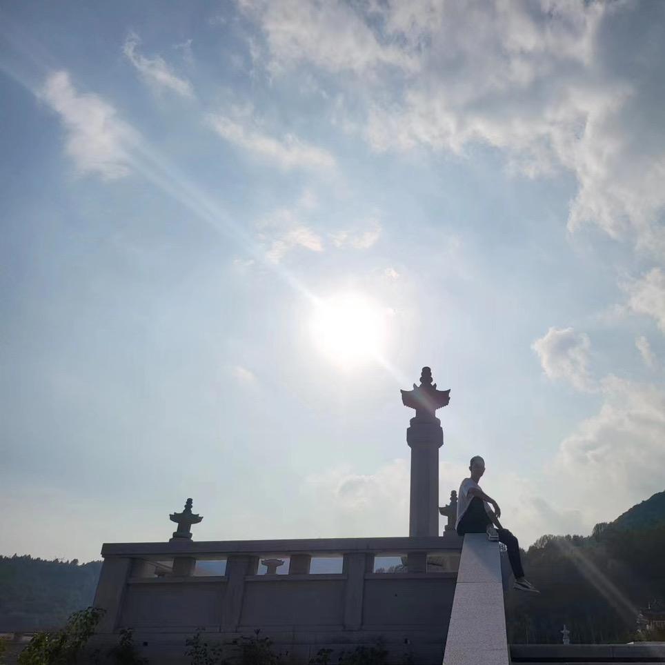 小少爷在流浪🐻🐟