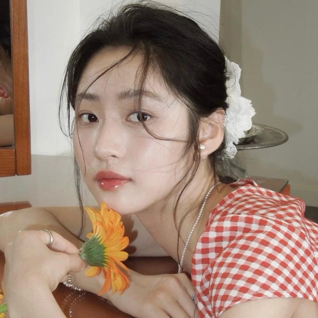是小温