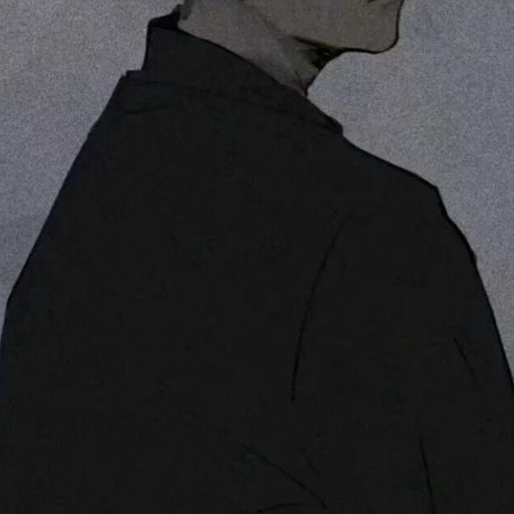 一男的