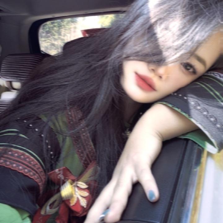 欣欣🌴