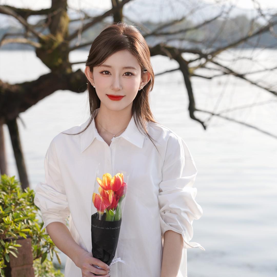 多娜高级感穿搭