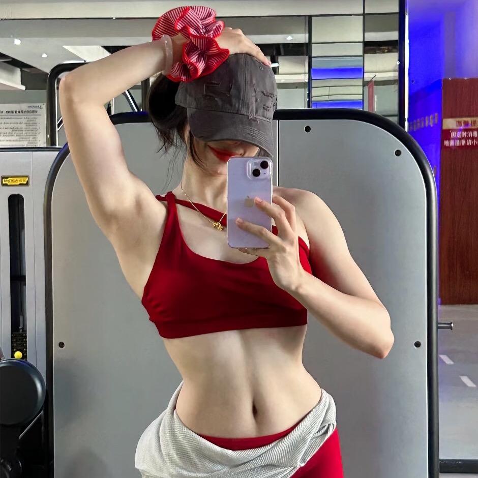 努力睡大觉