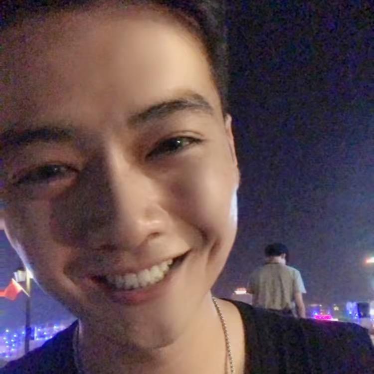 老六🔥