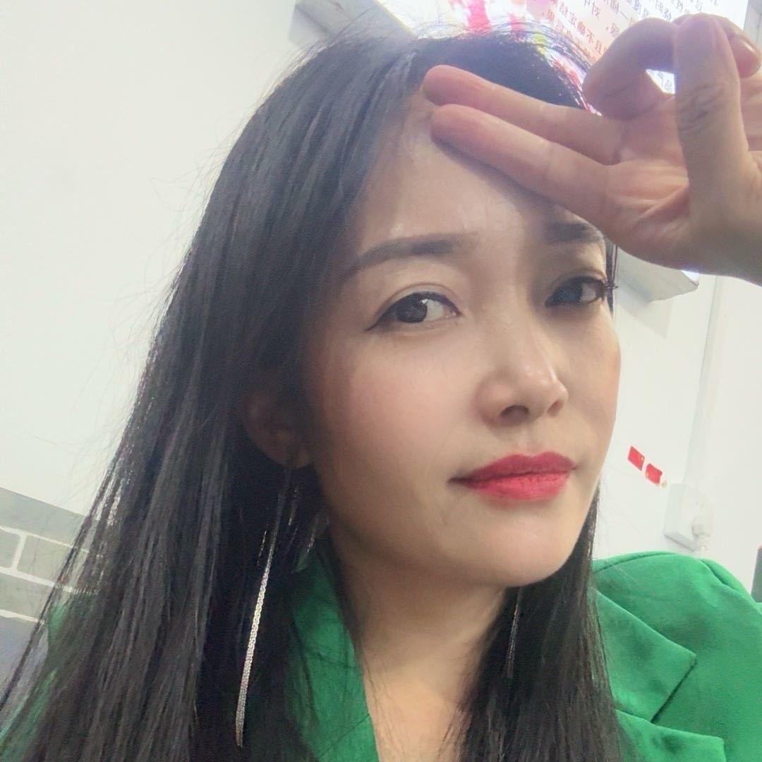 一见钟秦