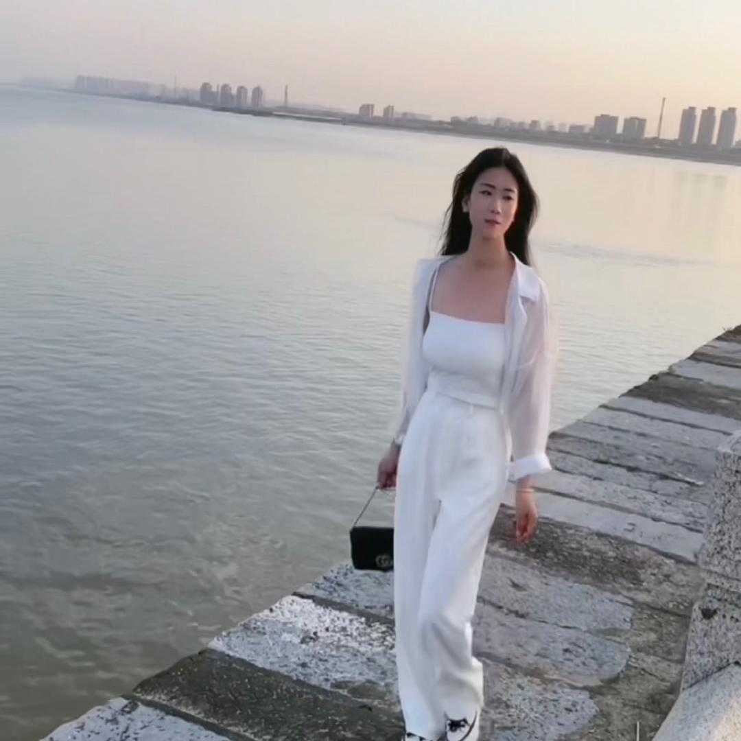 欢欢吖🌻