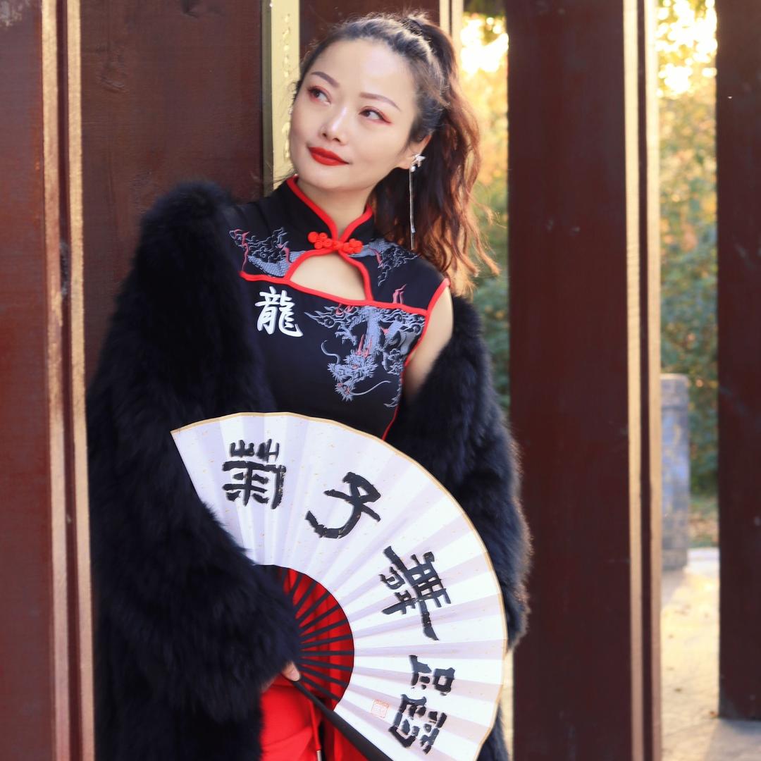 菊子舞蹈