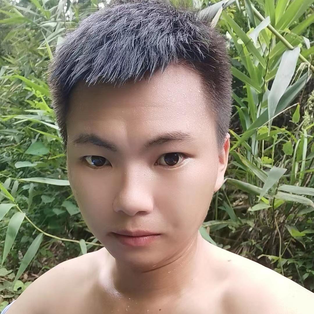 在横栏做搬运的小吴