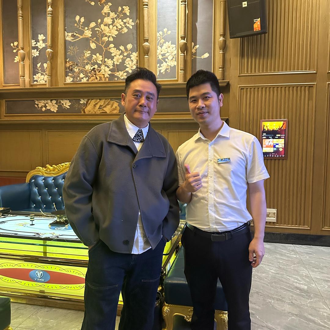 卡唛国际订台-小严