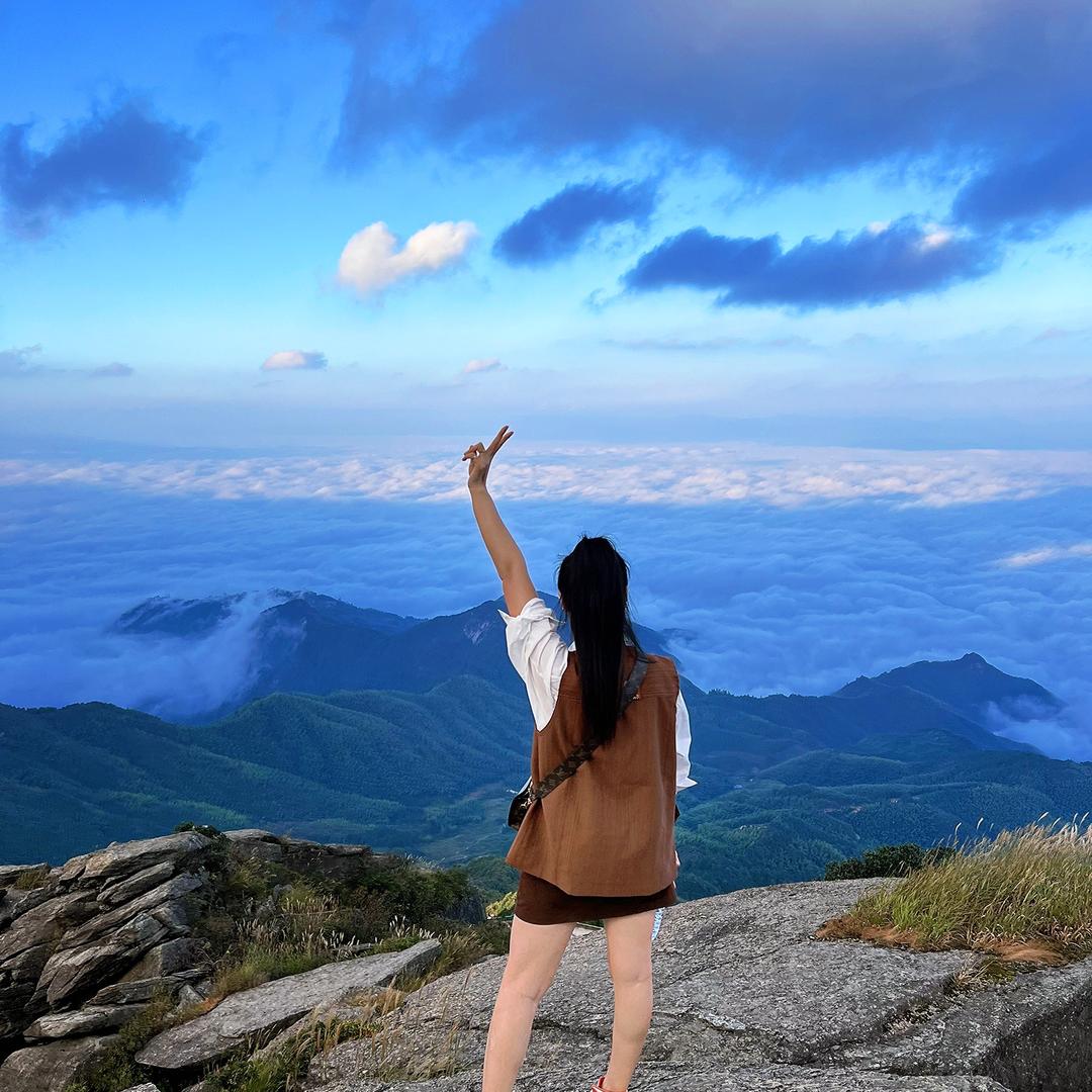 百变城时尚男装