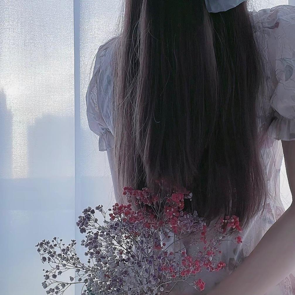 主角女装穿搭