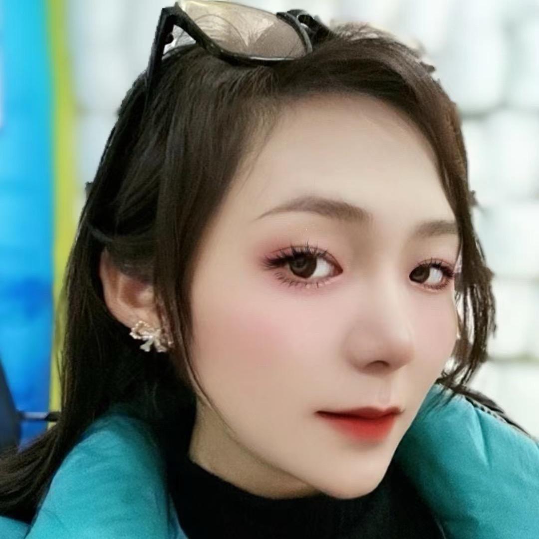 南宁化妆师  LiLi