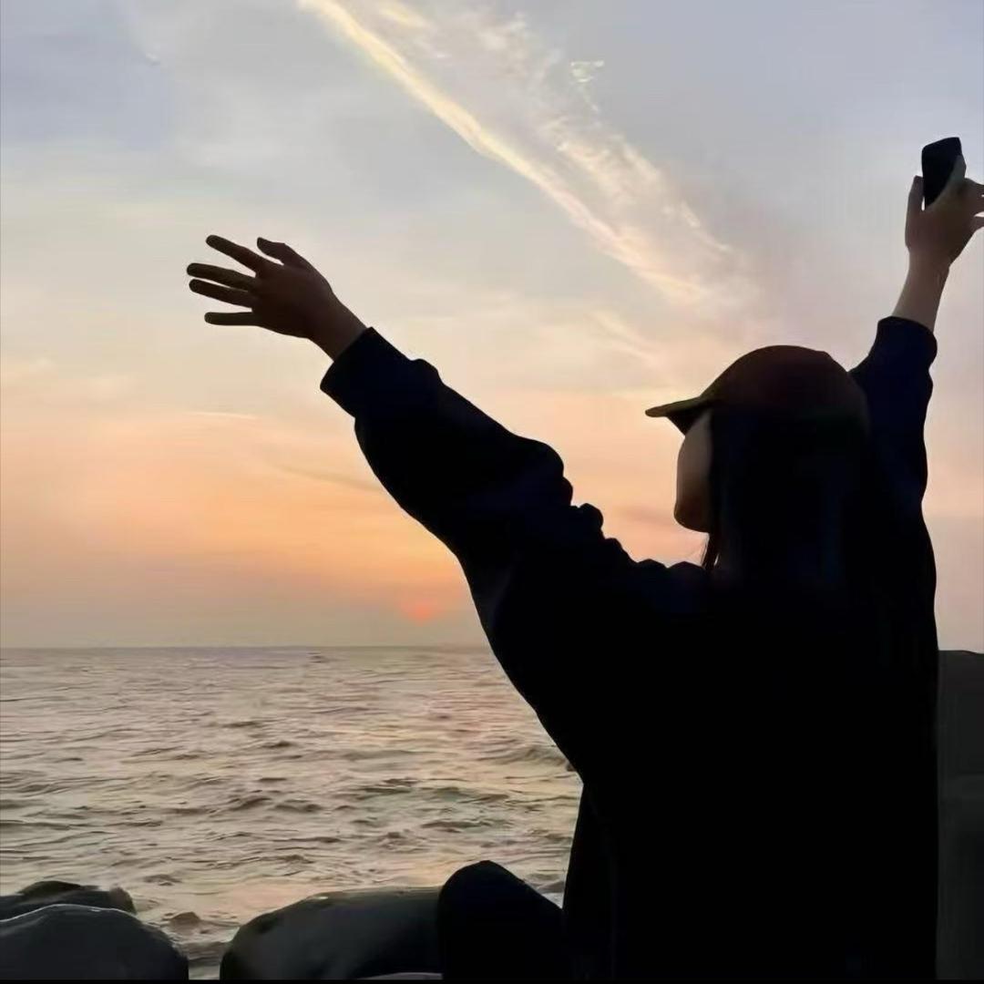 ꦿ骨感的生活࿐