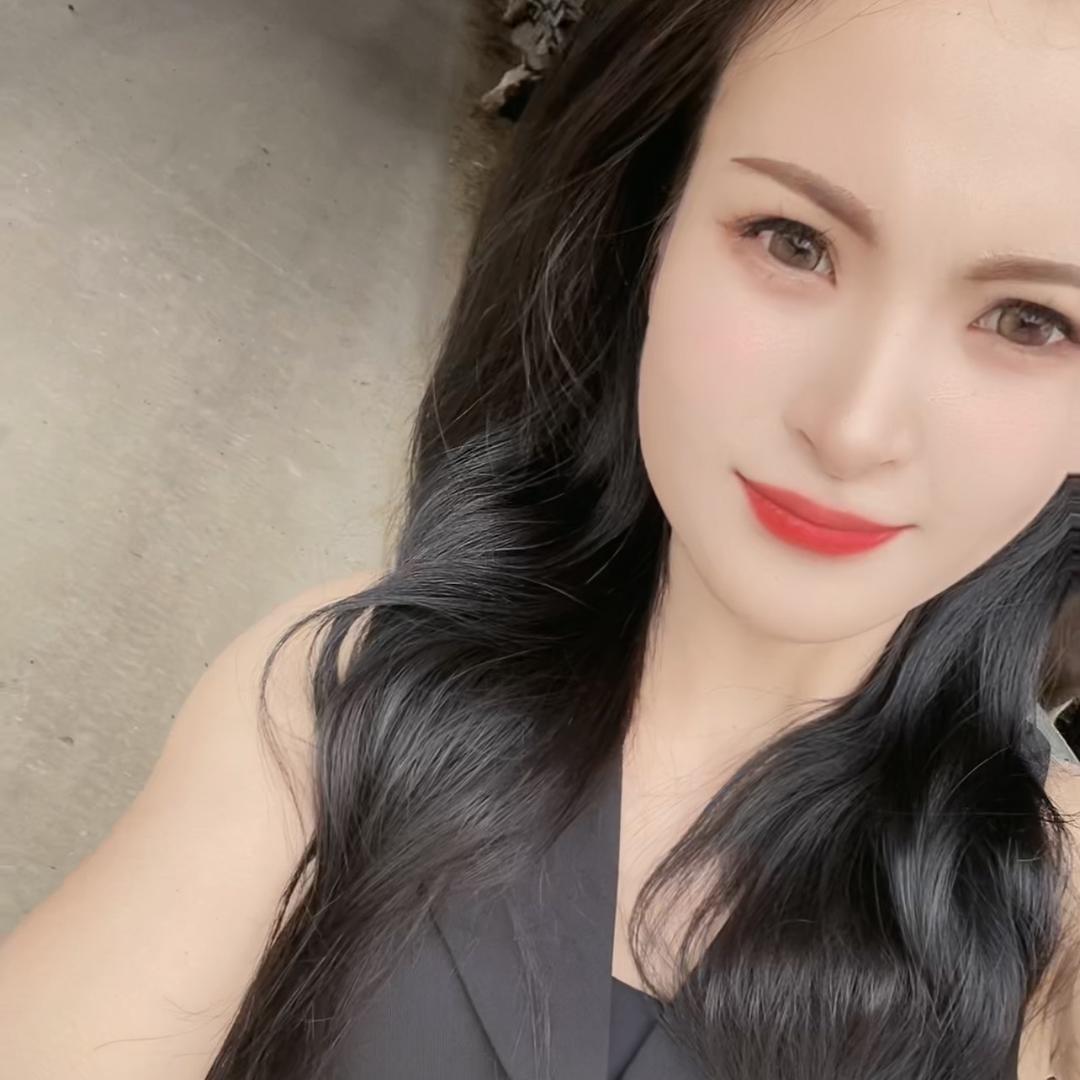 养牛大妹子