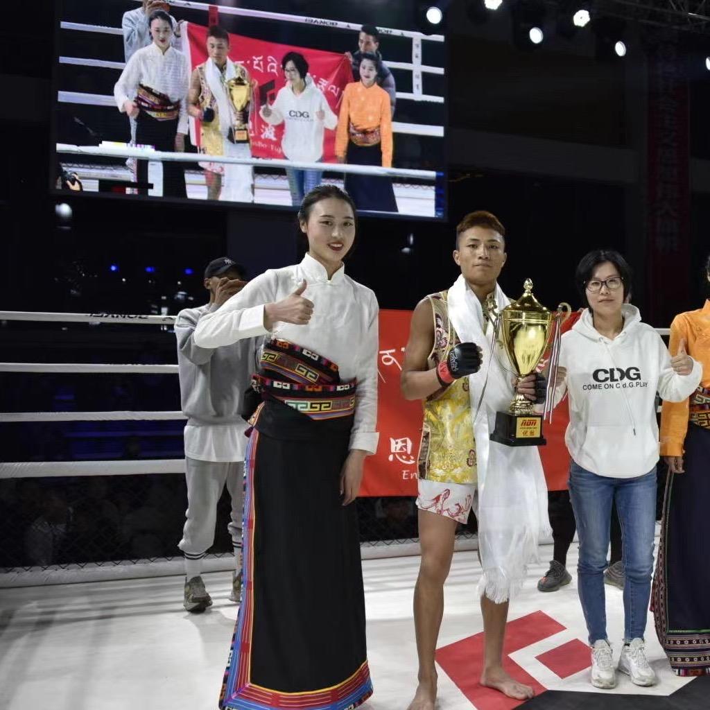 恩波格斗  《罗 让》